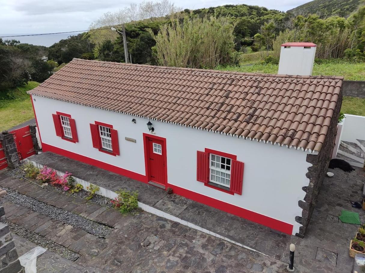 Casal Do Vulcao Guest House Capelo Exterior photo